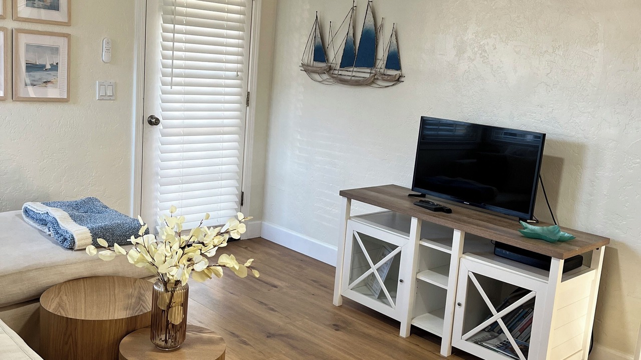 Photo of Livingroom in Eastside Santa Cruz