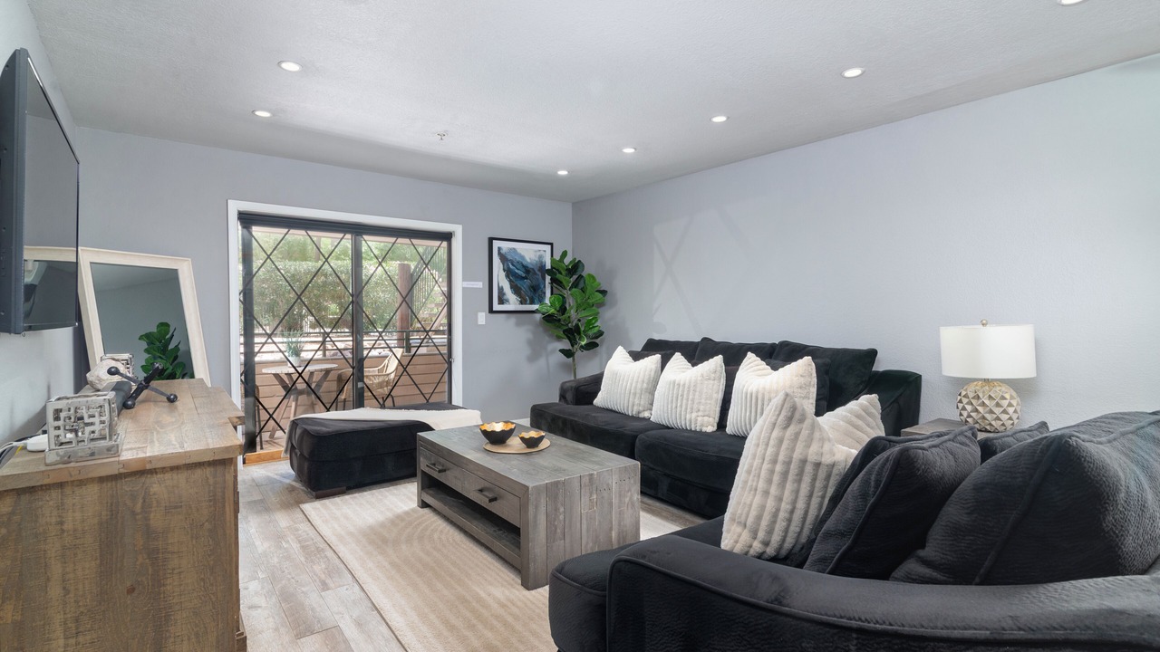Photo of Livingroom in South Scottsdale