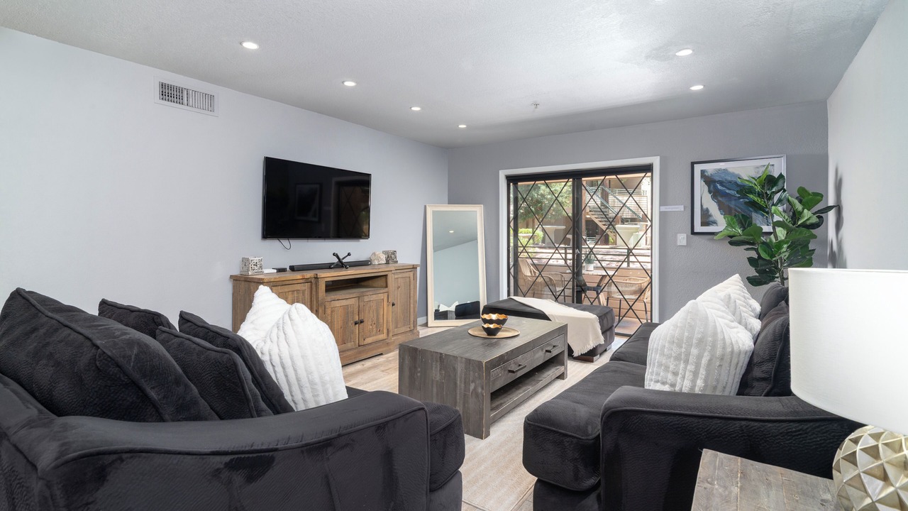 Photo of Livingroom in South Scottsdale