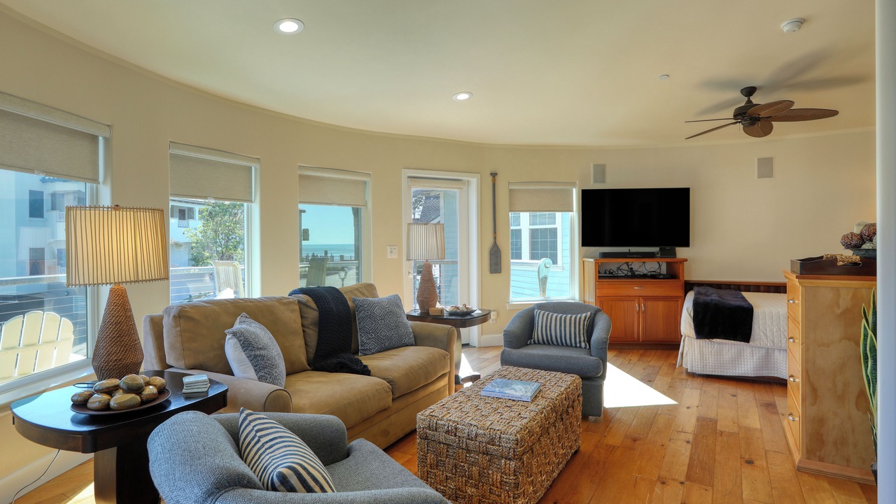 Photo of Livingroom in Avila Beach