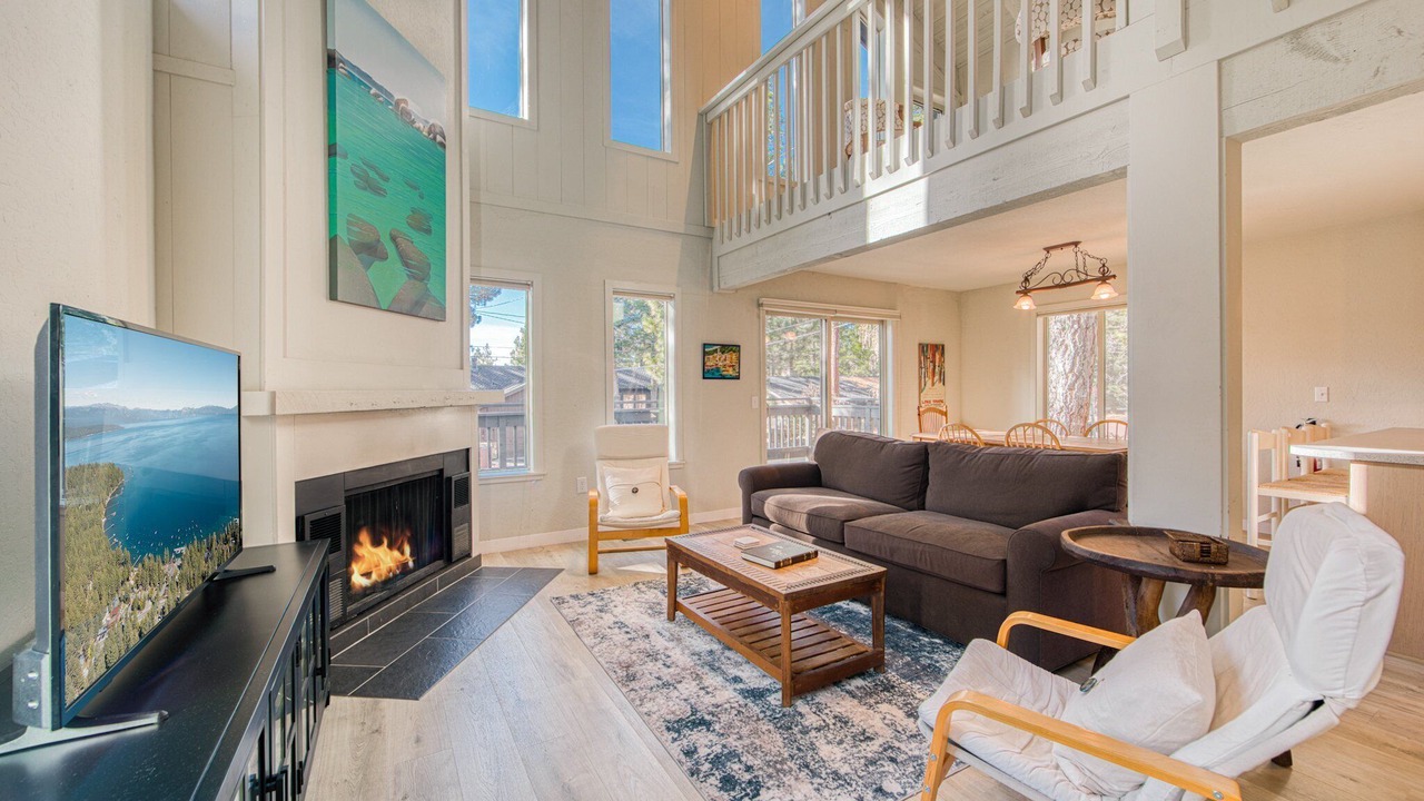 Photo of Livingroom in Lake Forest