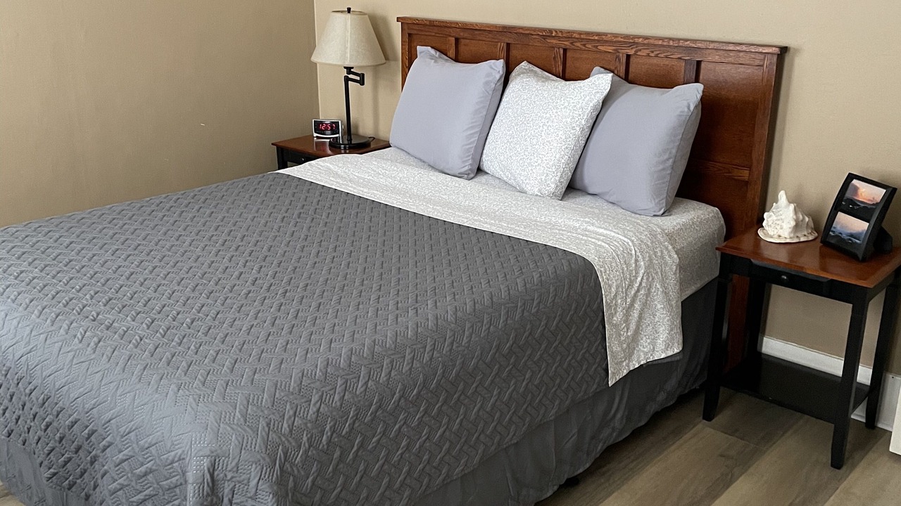 Photo of Bedroom in Crescent City
