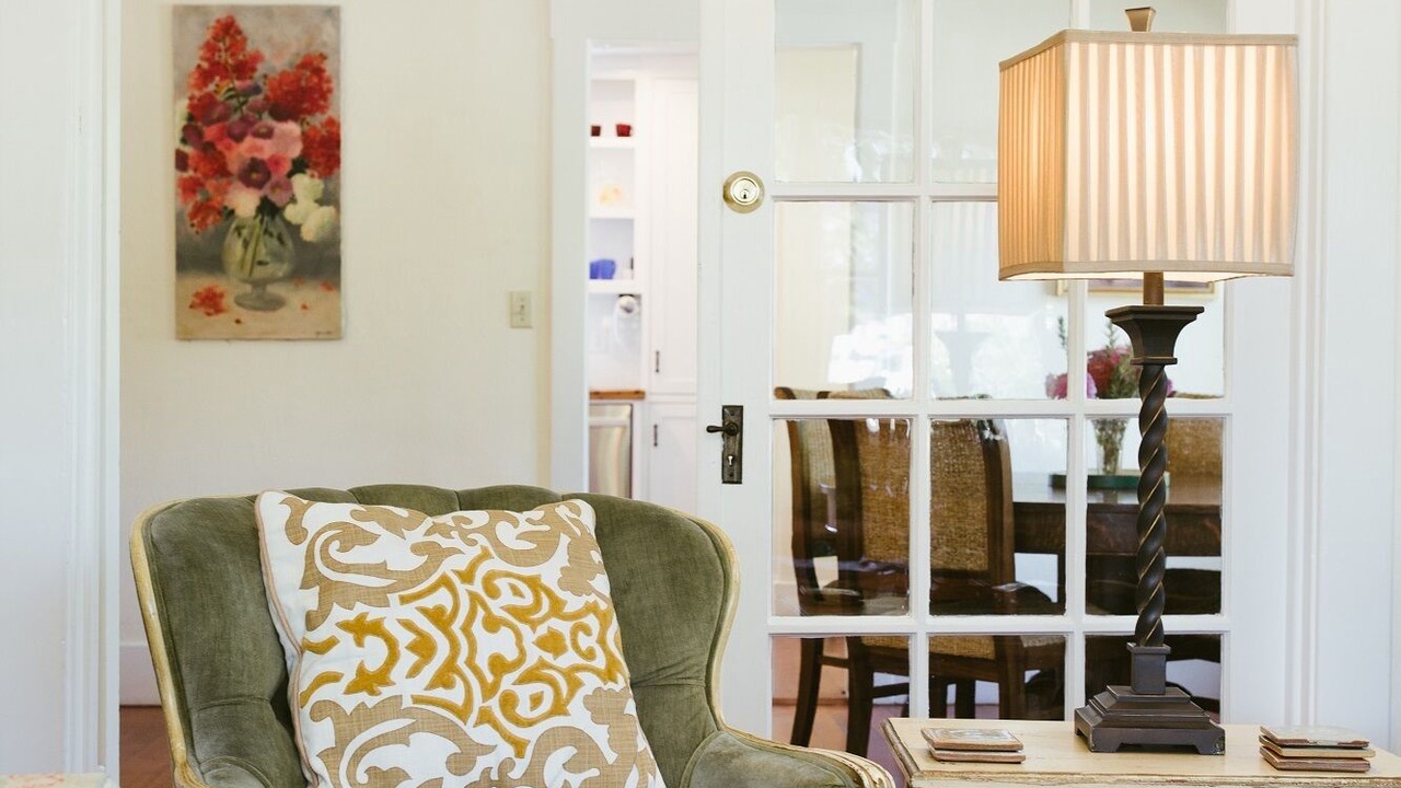 Photo of Livingroom in Downtown