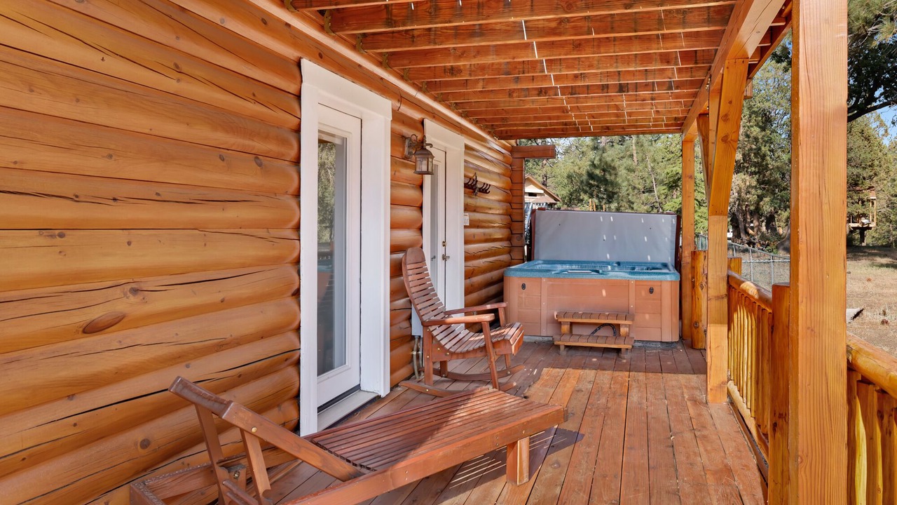 Photo of Patio Balcony in Moonridge