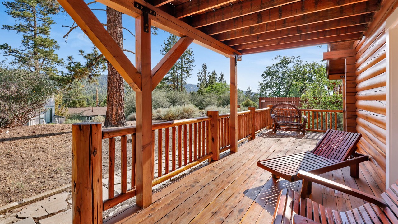 Photo of Patio Balcony in Moonridge