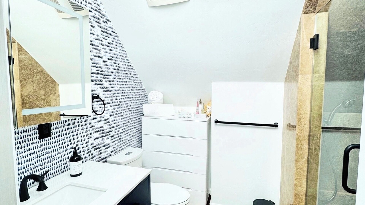 Photo of Bathroom in Beach Barber Tract