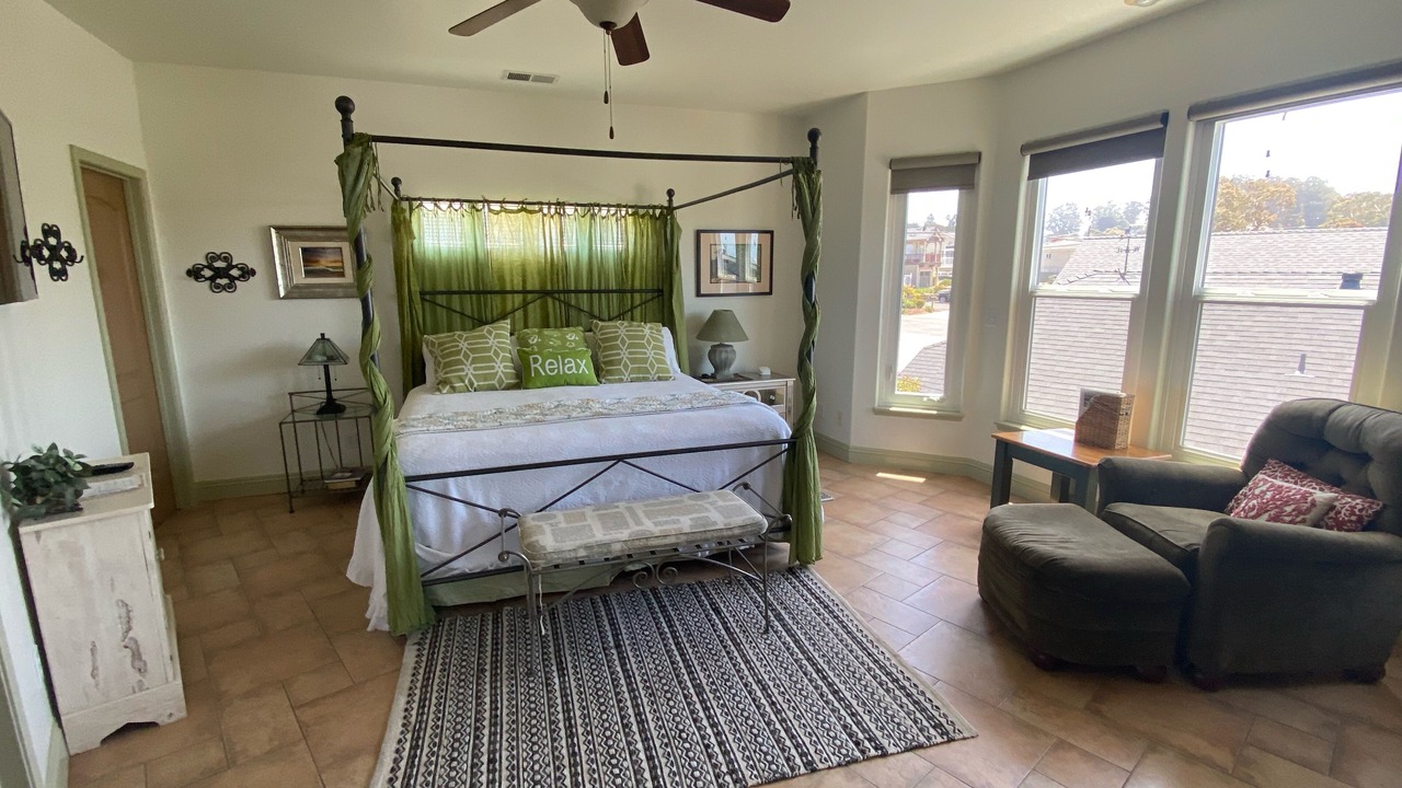 Photo of Bedroom in Morro Bay