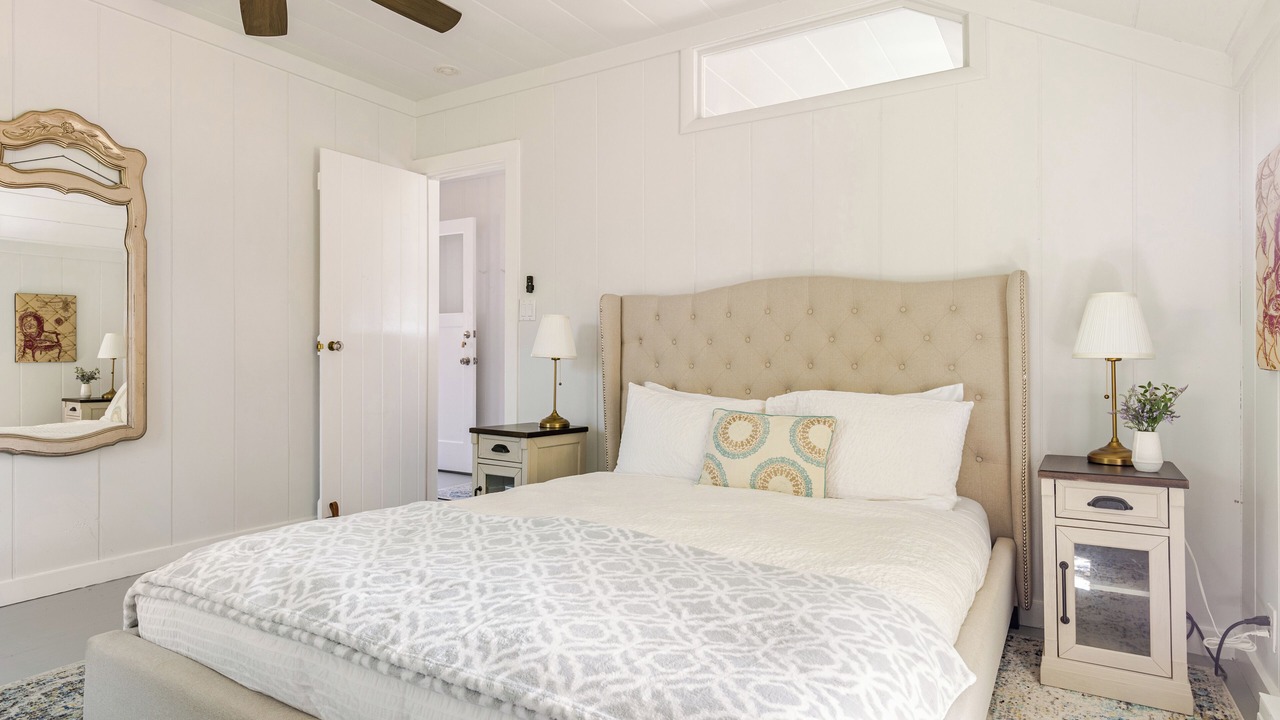 Photo of Bedroom in Kenwood
