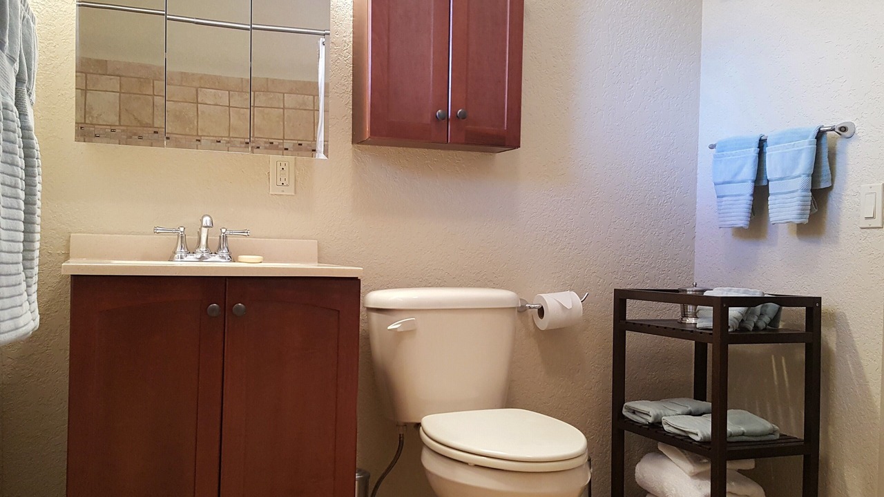 Photo of Bathroom in Cottonwood