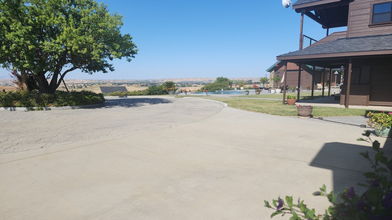 Photo of Outdoor in Templeton