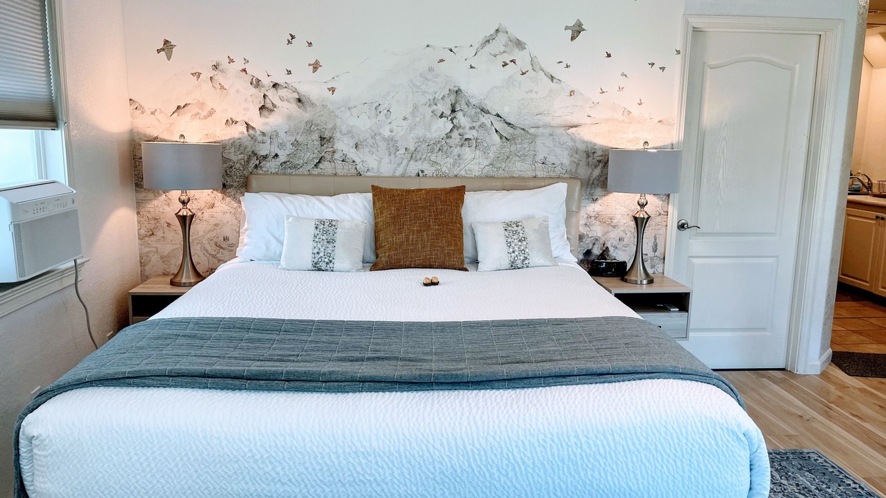Photo of Bedroom in Lake Redding