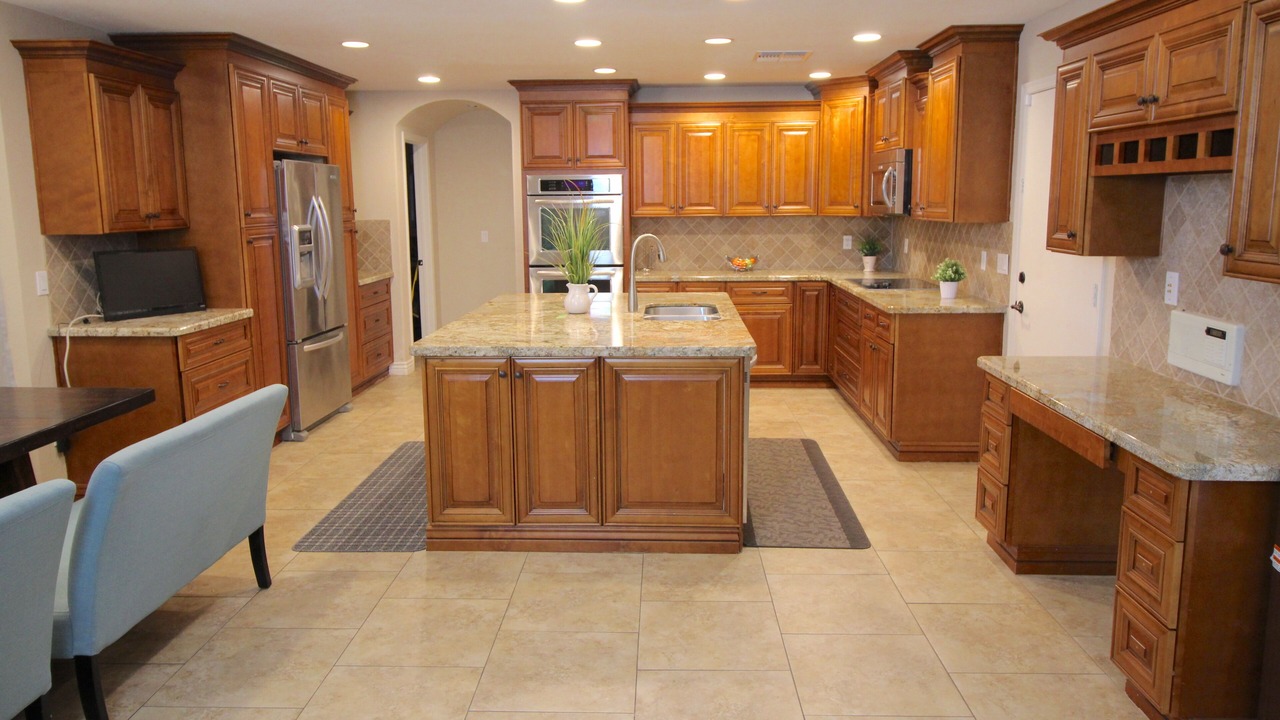 Photo of Kitchen in Estate Grove Valencia Est