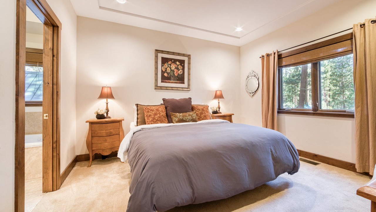 Photo of Bedroom in Tahoe Vista