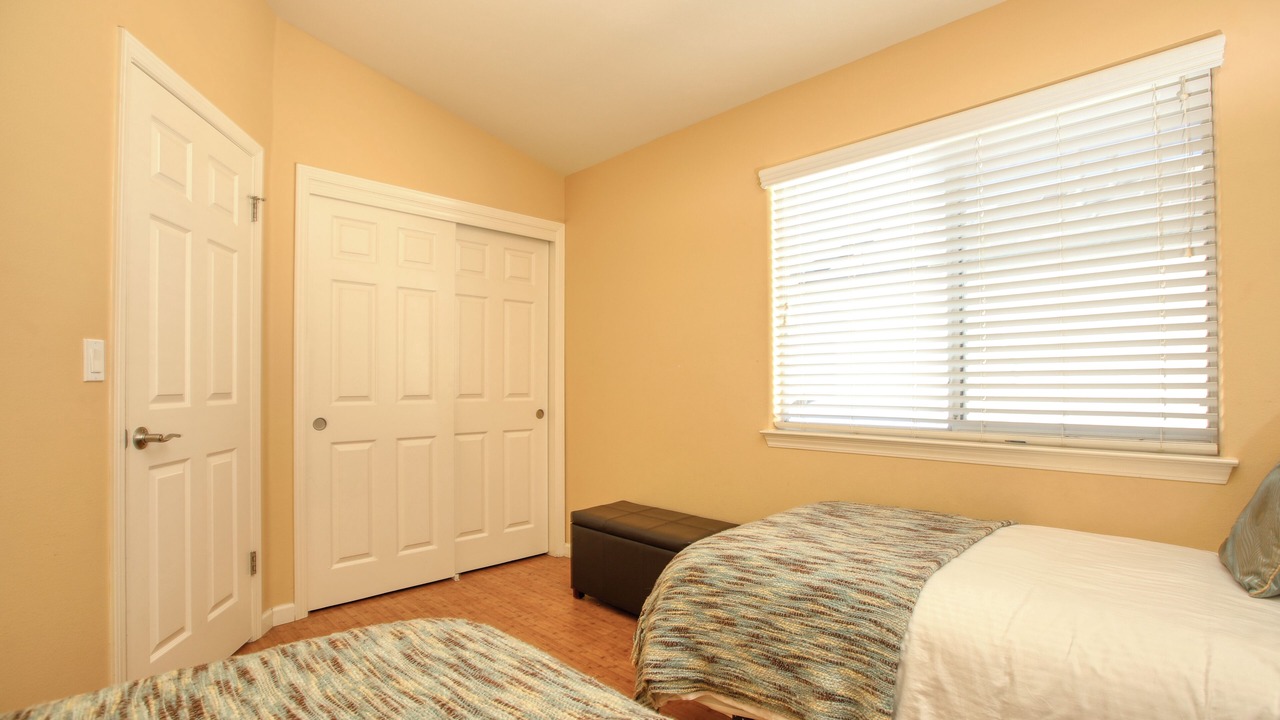 Photo of Bedroom in Downtown