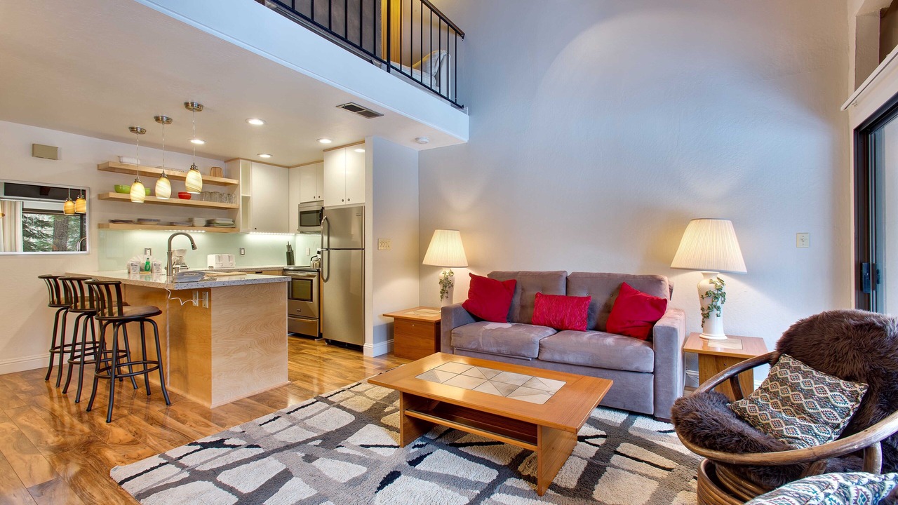 Photo of Livingroom in Carnelian Woods