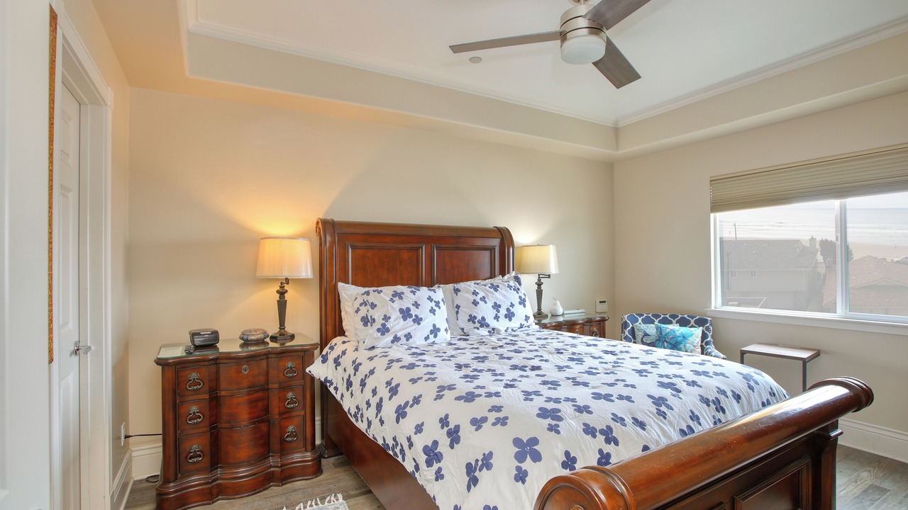 Photo of Bedroom in Downtown