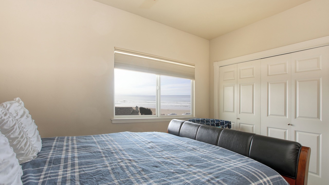 Photo of Bedroom in Downtown