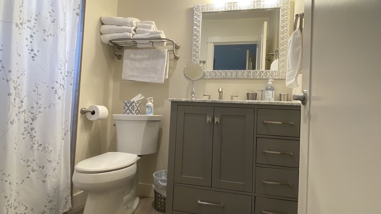 Photo of Bathroom in University Park