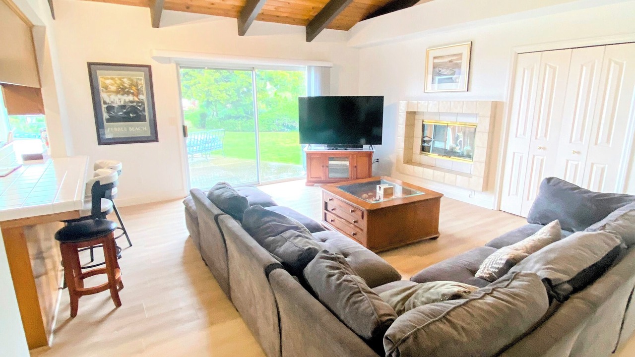 Photo of Livingroom in Baywood-Los Osos