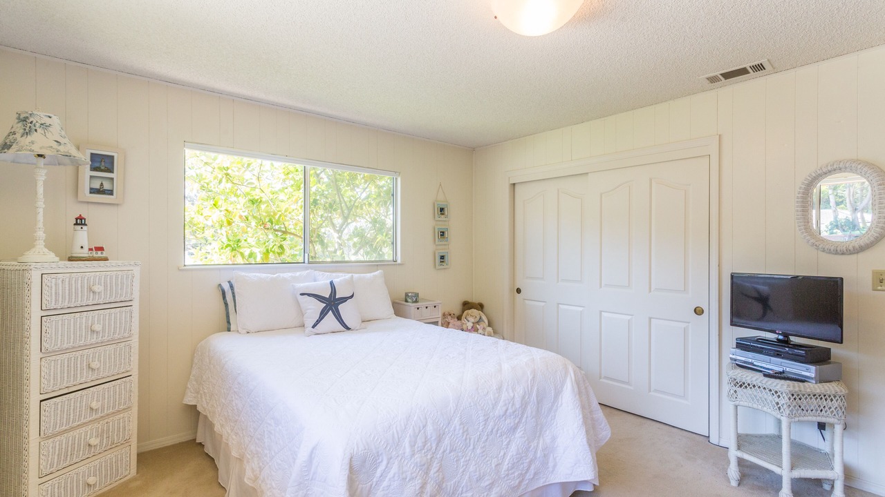 Photo of Bedroom in Baywood-Los Osos
