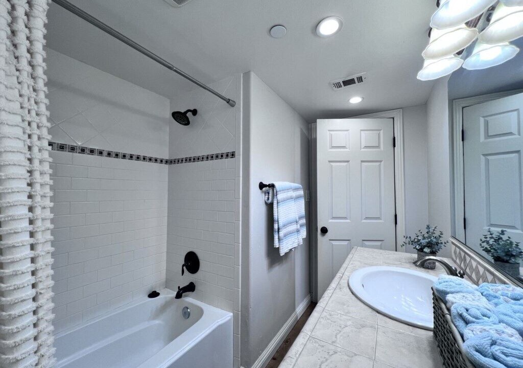 Photo of Bathroom in Southwest Anaheim