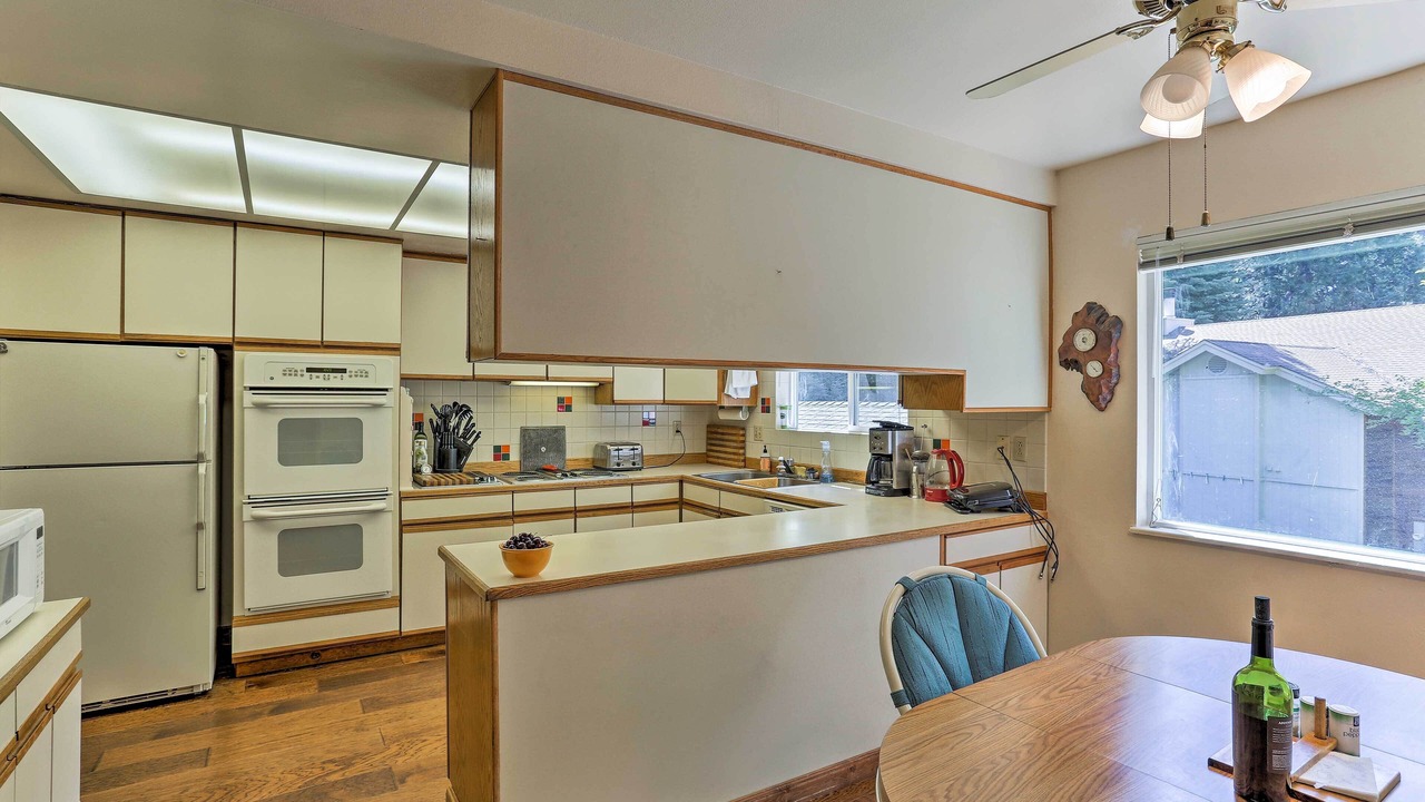 Photo of Kitchen in Lake Almanor Country Club