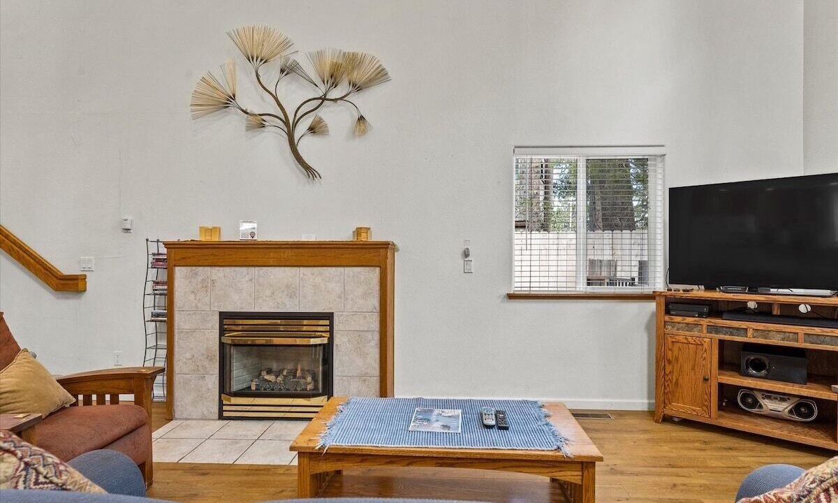 Photo of Livingroom in Tahoe Paradise