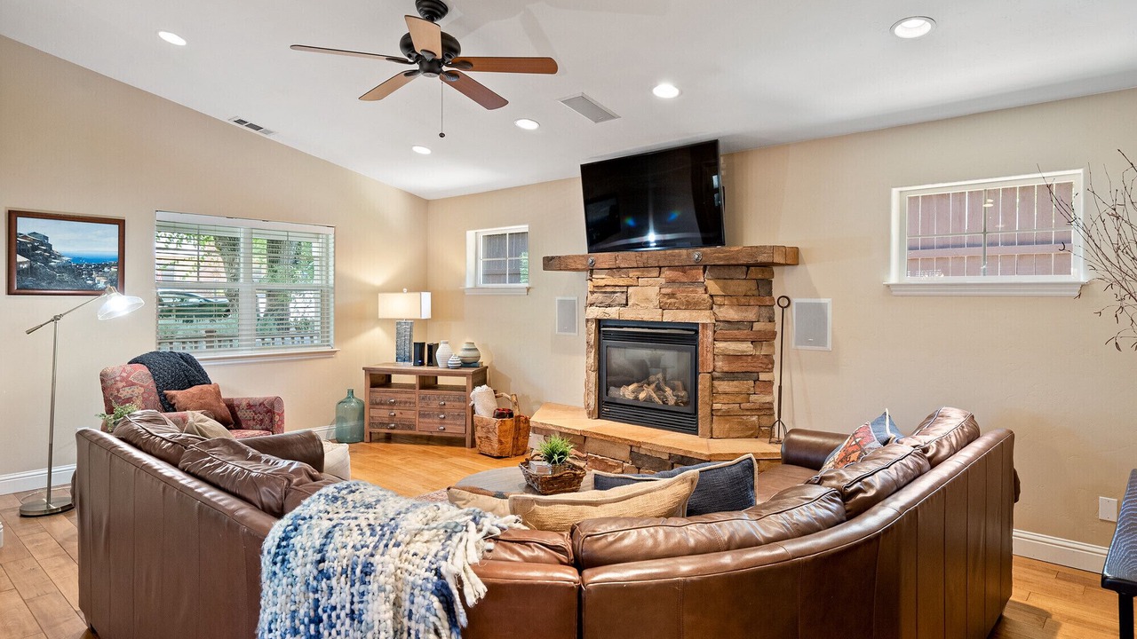 Photo of Livingroom in Paso Robles