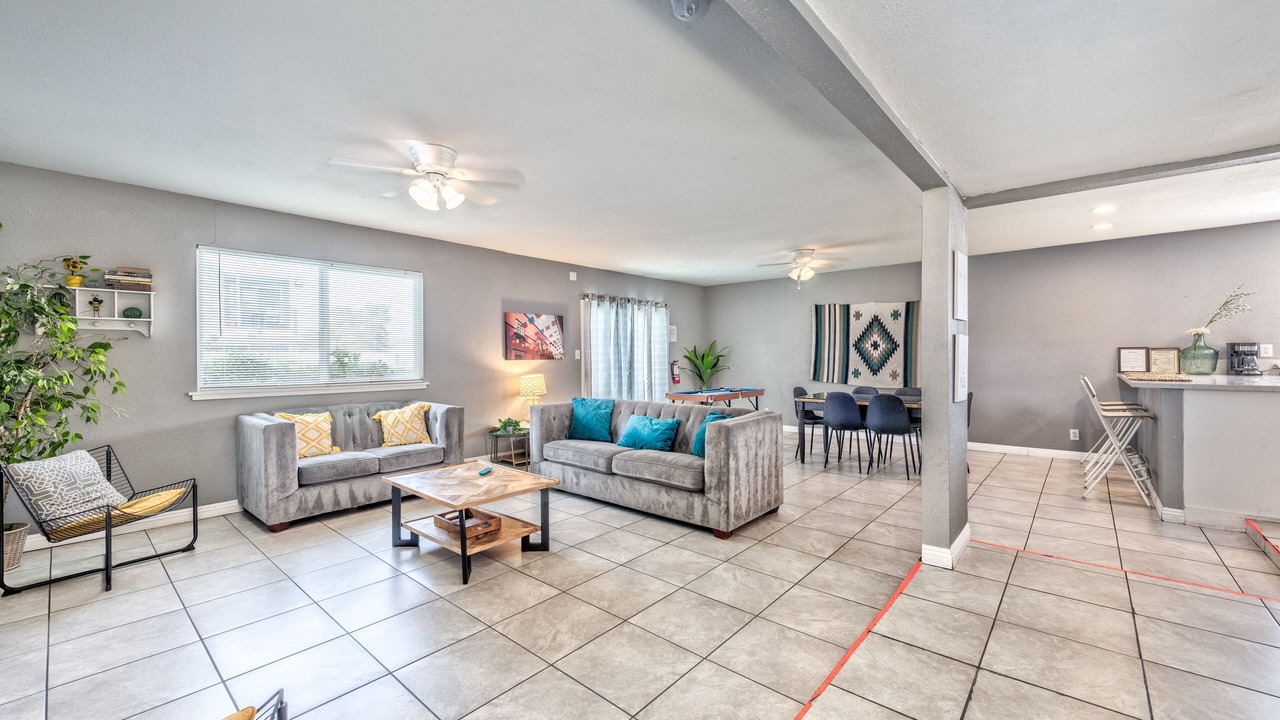 Photo of Livingroom in Richfield