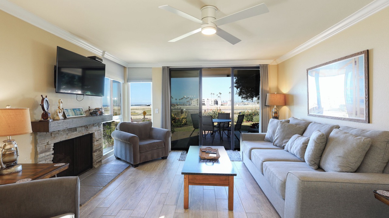 Photo of Livingroom in Townsite