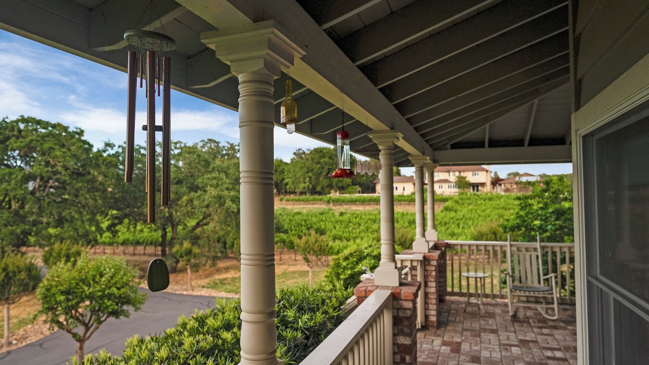 Photo of Patio Balcony in Healdsburg