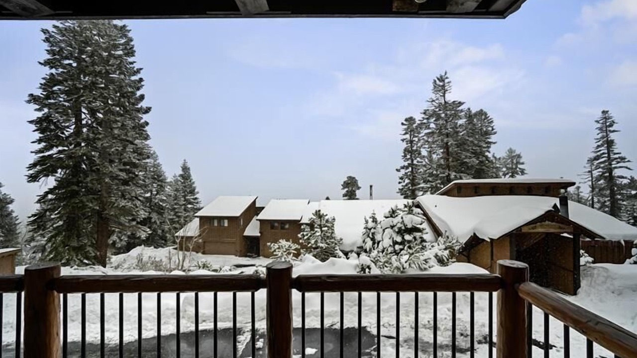 Photo of Others in Mammoth Lakes