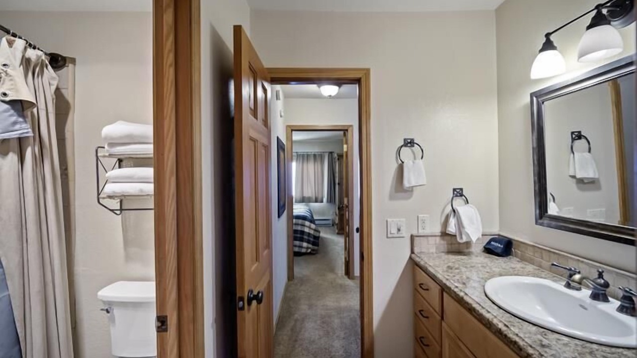 Photo of Bathroom in Mammoth Lakes