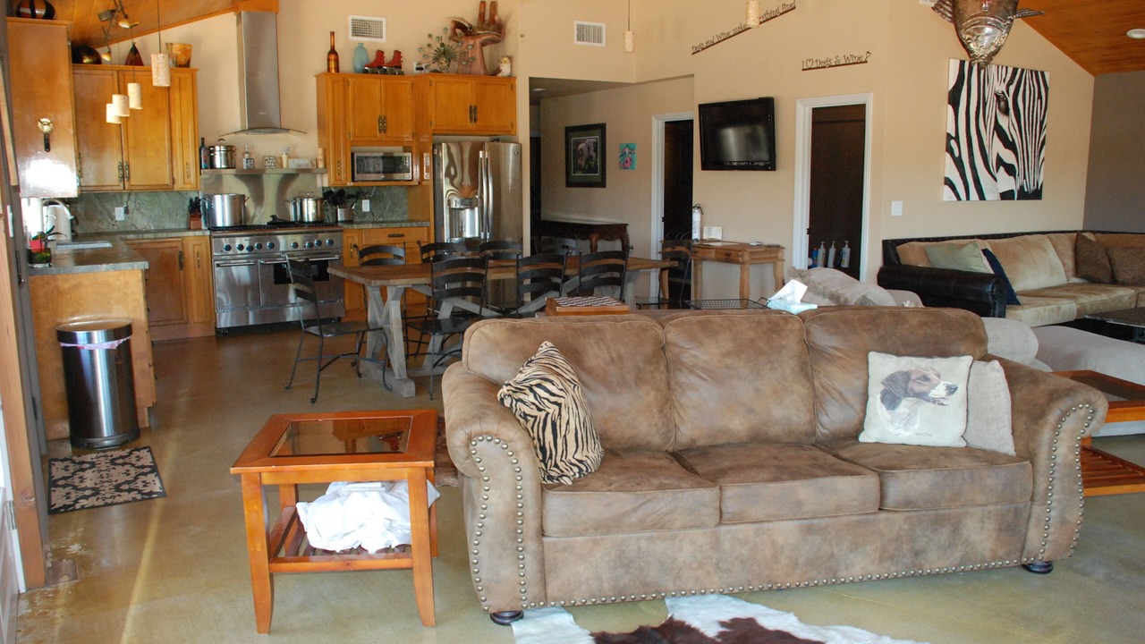 Photo of Livingroom in Paso Robles