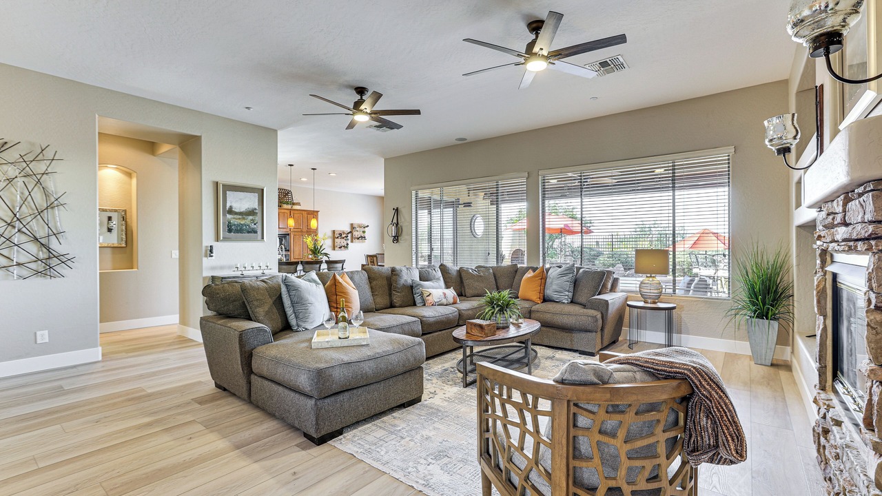 Photo of Livingroom in Anthem Country Club