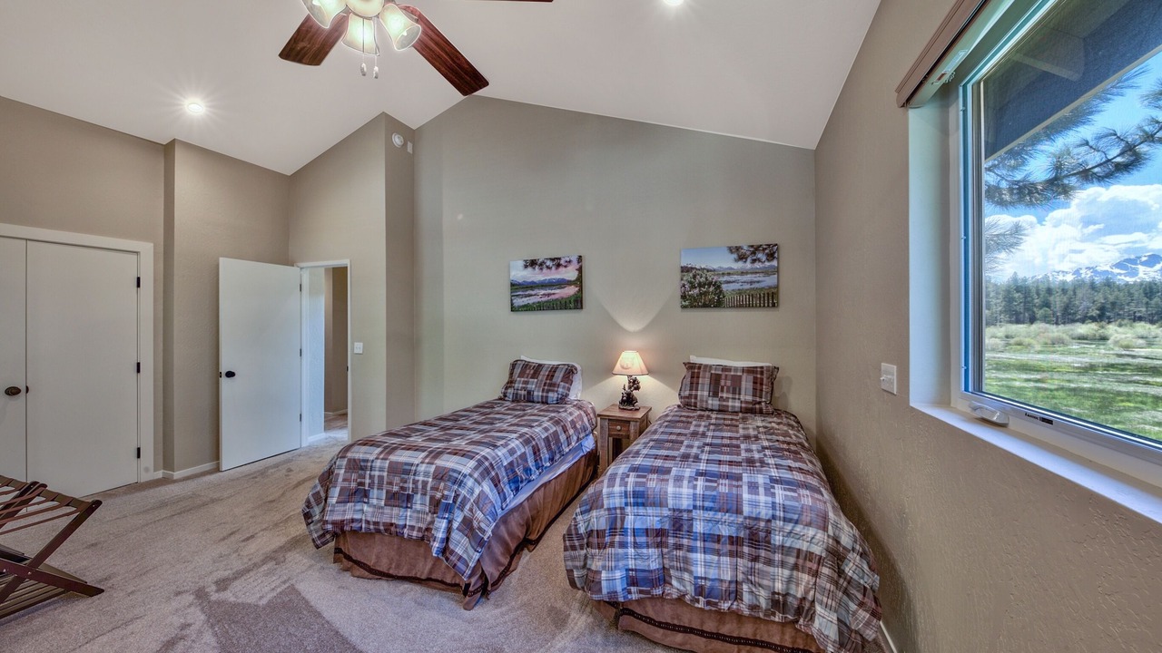 Photo of Bedroom in Al Tahoe