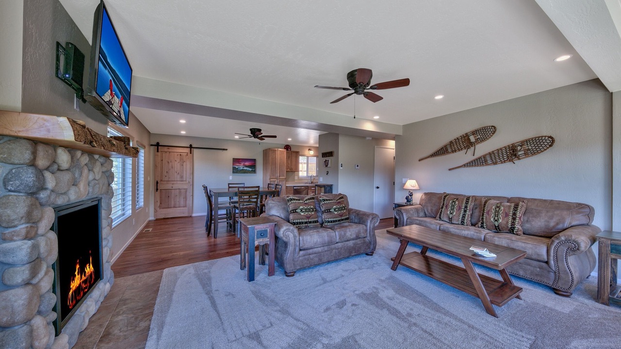 Photo of Bedroom in Al Tahoe