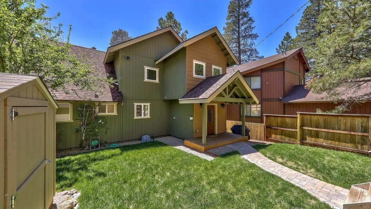 Photo of Outdoor in Al Tahoe