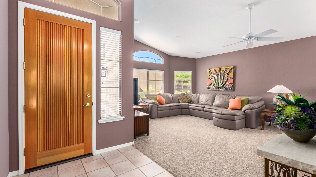 Photo of Livingroom in Carriage Trails