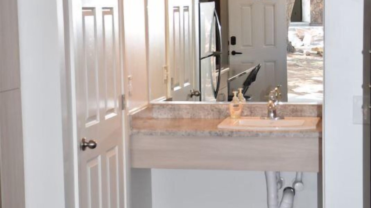 Photo of Bathroom in La Verkin