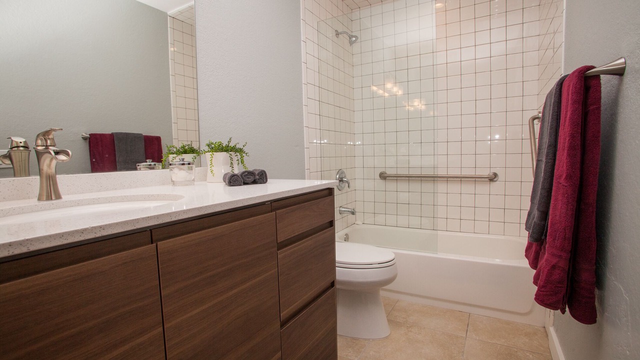 Photo of Bathroom in Sunrise Vista Chino