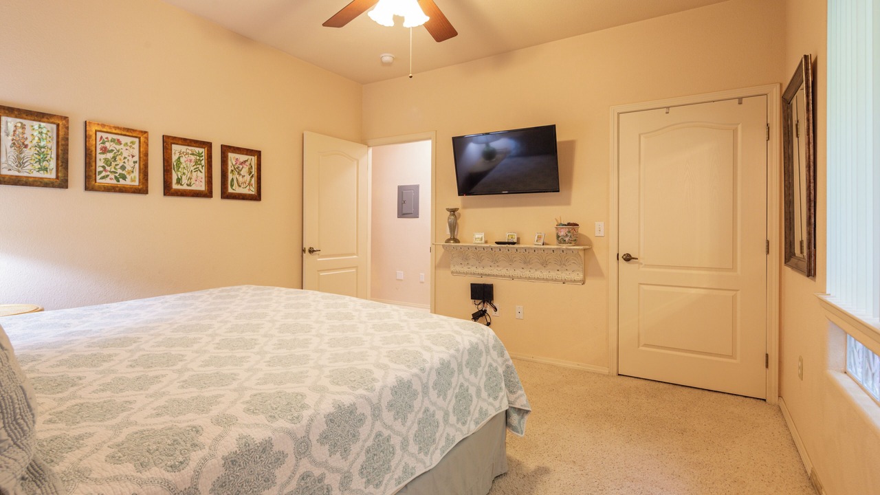 Photo of Bedroom in Three Rivers