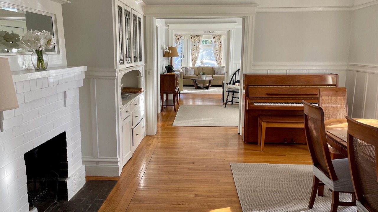 Photo of Bedroom in Elmwood