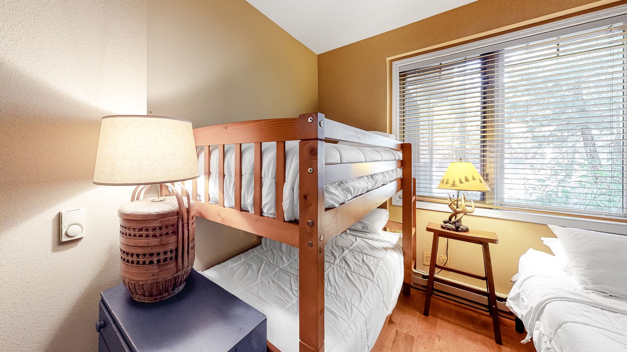 Photo of Bedroom in Mammoth Lakes