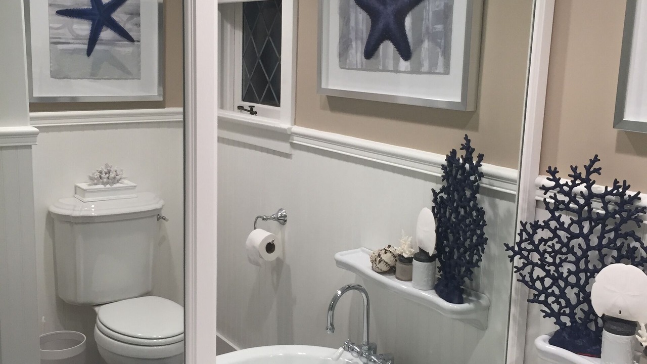 Photo of Bathroom in Balboa Island