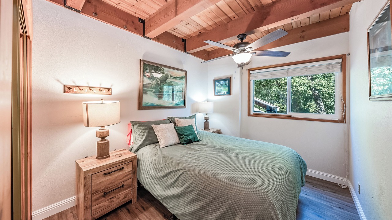 Photo of Bedroom in Bass Lake