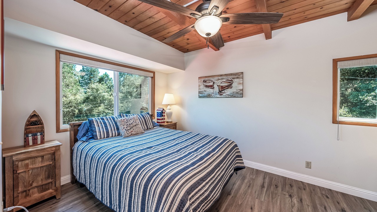 Photo of Bedroom in Bass Lake
