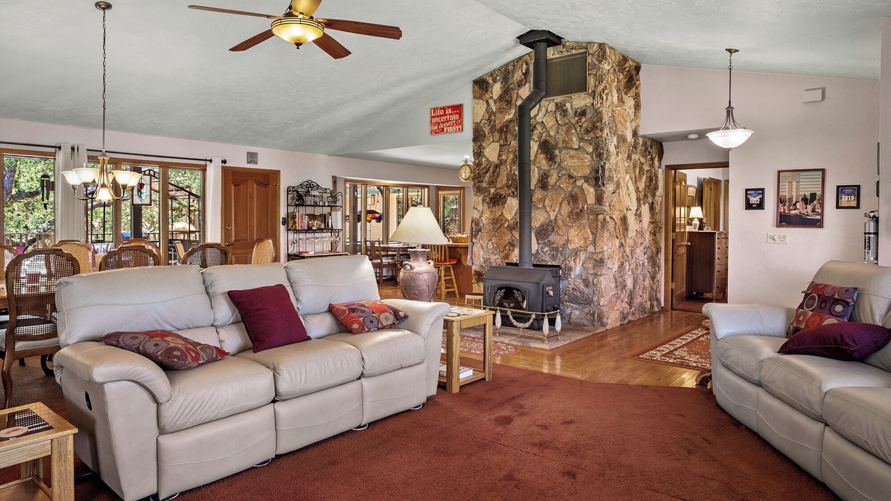 Photo of Bedroom in Atascadero