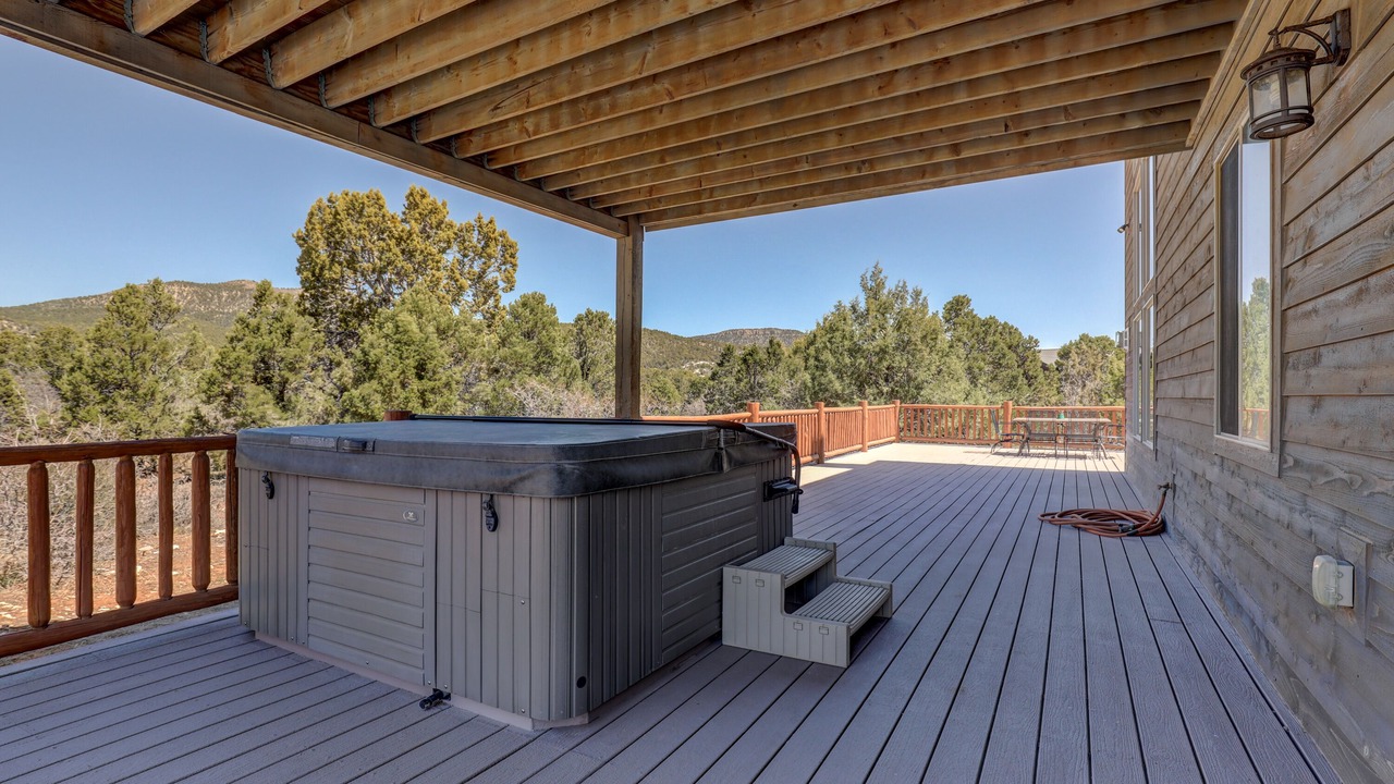 Photo of Patio Balcony in Zion National Park East Entrance