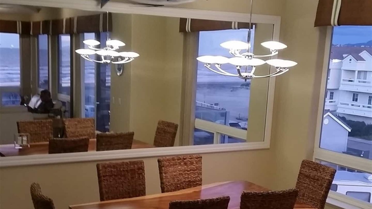 Photo of Livingroom in Downtown